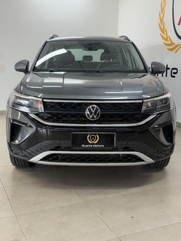 VOLKSWAGEN Taos - Foto