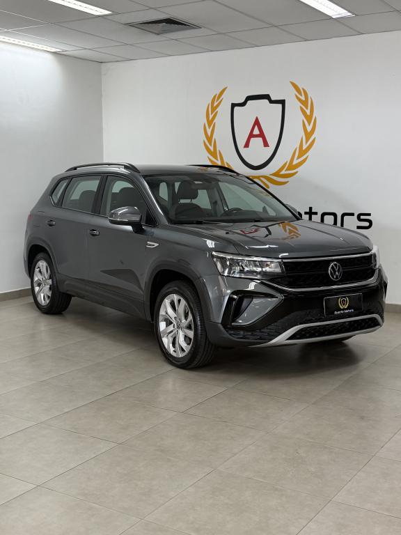 VOLKSWAGEN Taos - Foto