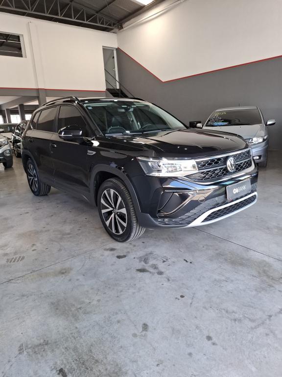 VOLKSWAGEN Taos - Foto