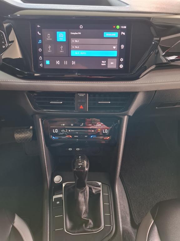 VOLKSWAGEN Taos - Foto