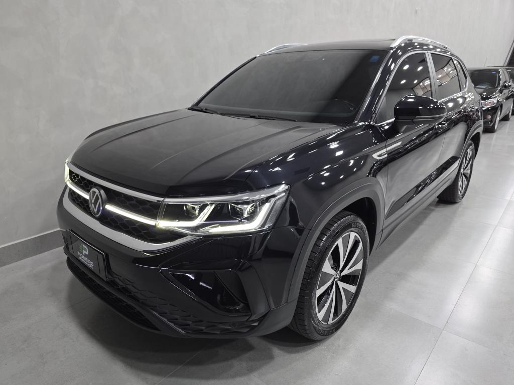 VOLKSWAGEN Taos - Foto