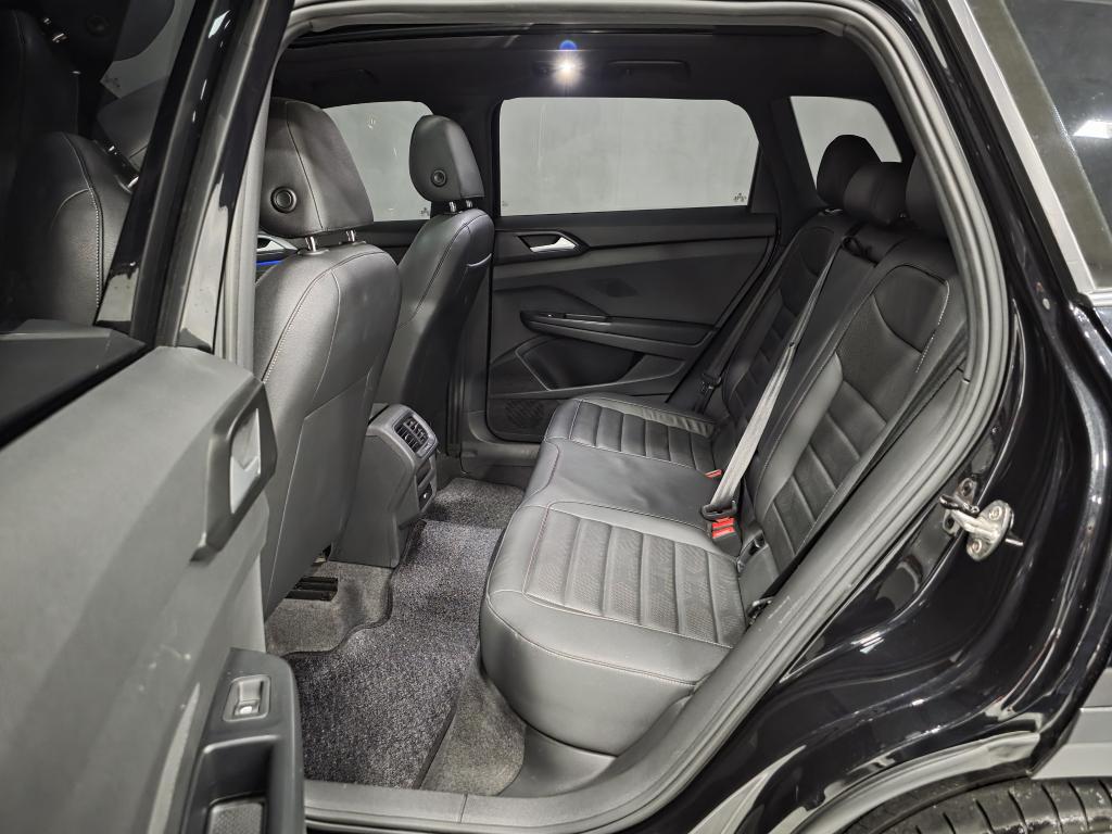 VOLKSWAGEN Taos - Foto