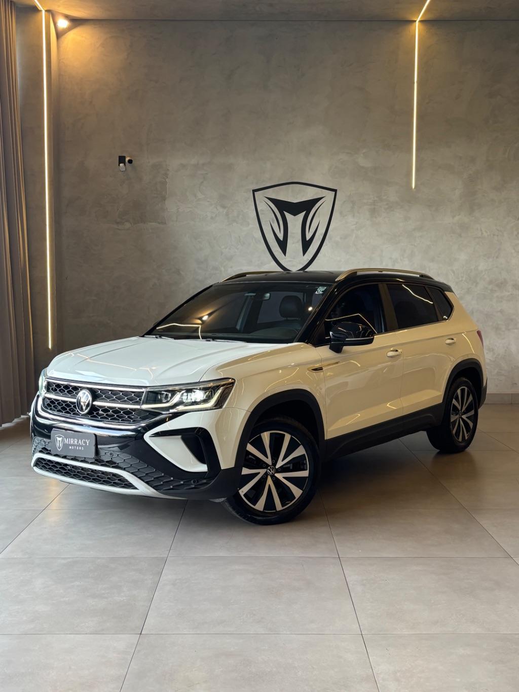 VOLKSWAGEN Taos - Foto
