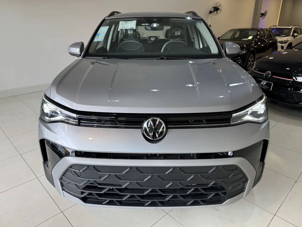 VOLKSWAGEN Taos - Foto