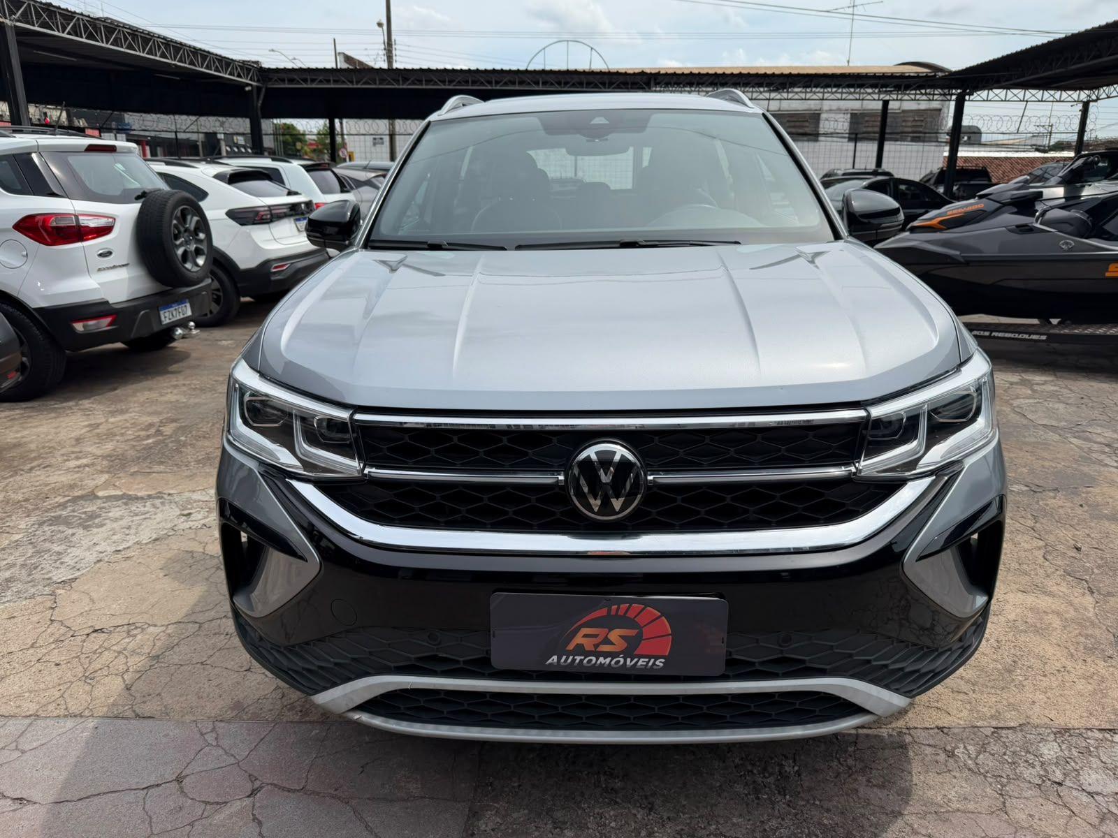 VOLKSWAGEN Taos - Foto