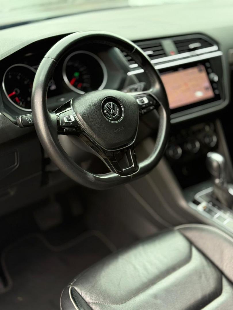 VOLKSWAGEN Tiguan - Foto