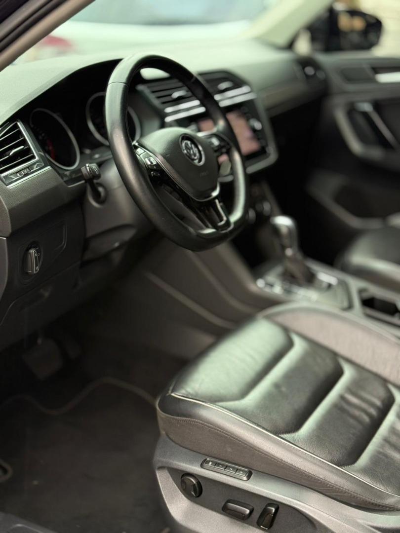 VOLKSWAGEN Tiguan - Foto