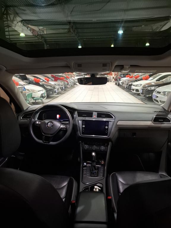 VOLKSWAGEN Tiguan - Foto
