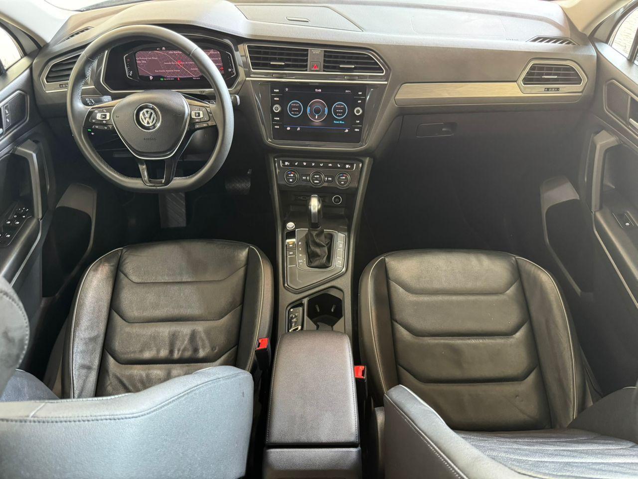 VOLKSWAGEN Tiguan - Foto