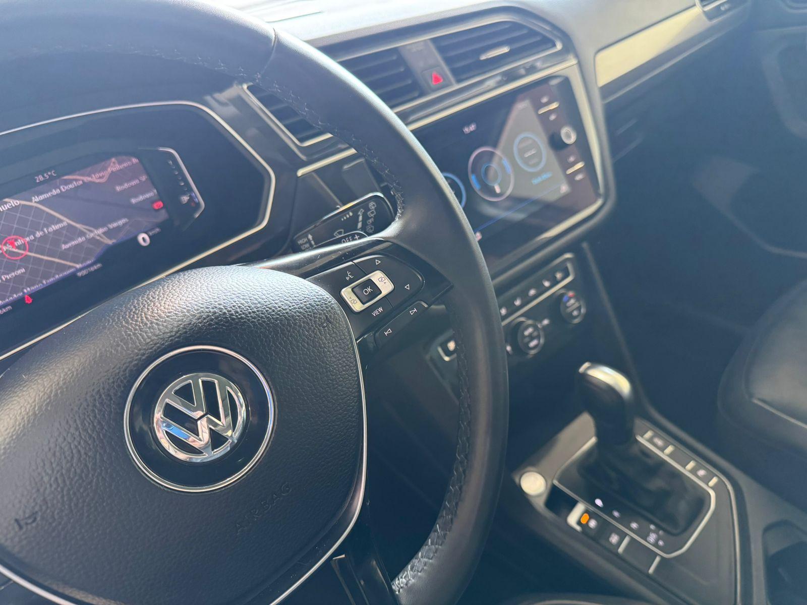 VOLKSWAGEN Tiguan - Foto