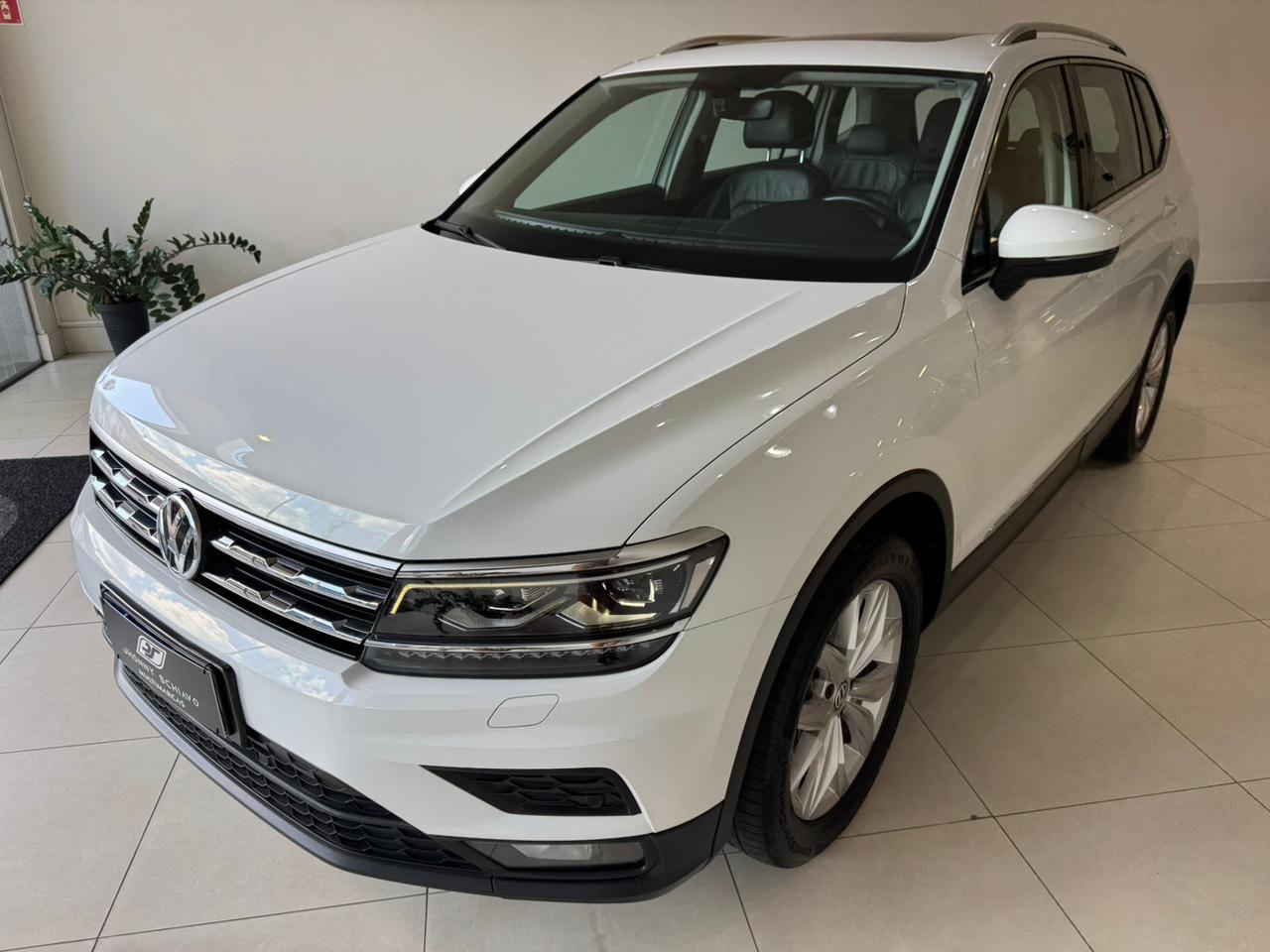 VOLKSWAGEN Tiguan - Foto