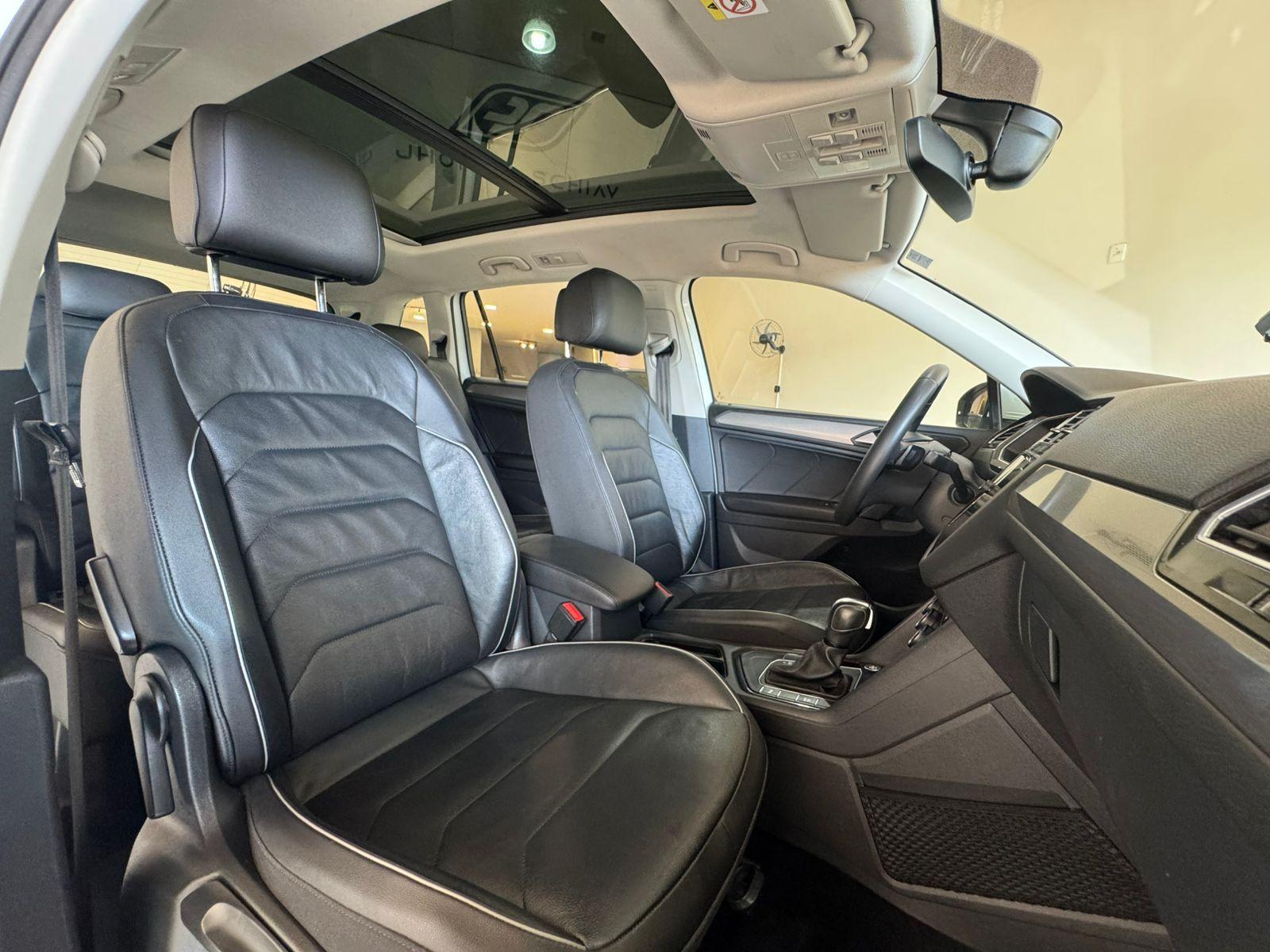 VOLKSWAGEN Tiguan - Foto