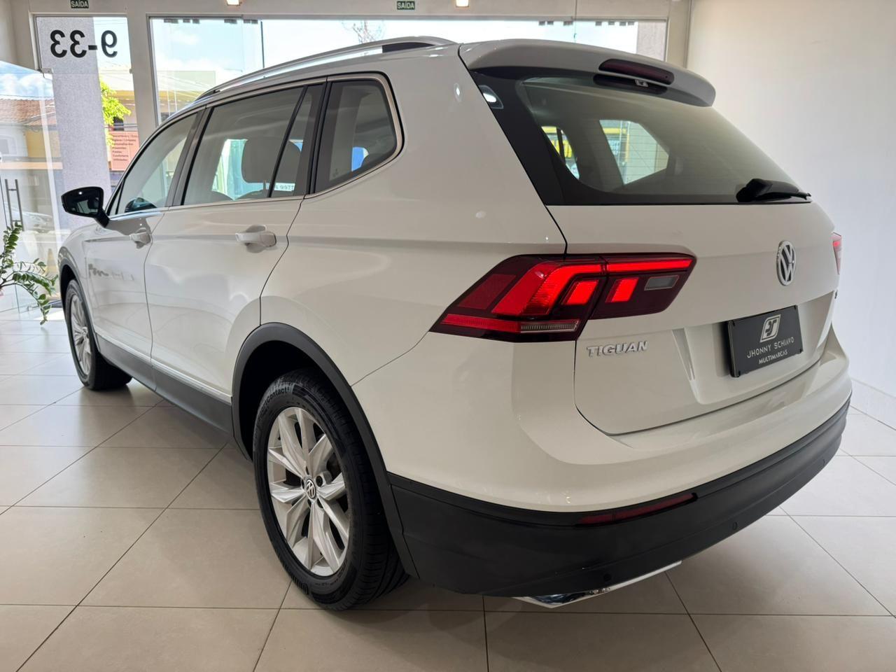 VOLKSWAGEN Tiguan - Foto