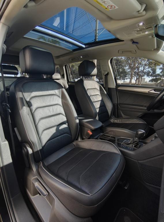 VOLKSWAGEN Tiguan - Foto