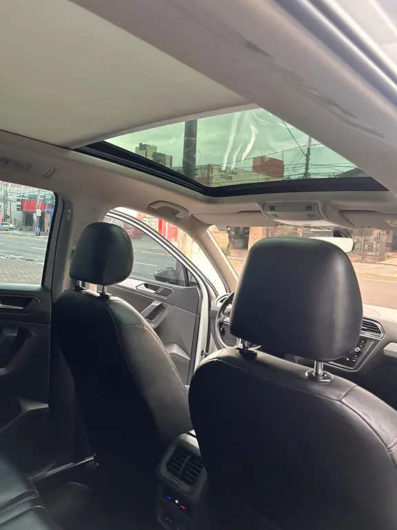 VOLKSWAGEN Tiguan - Foto