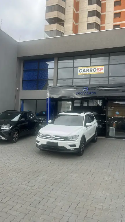 VOLKSWAGEN Tiguan - Foto