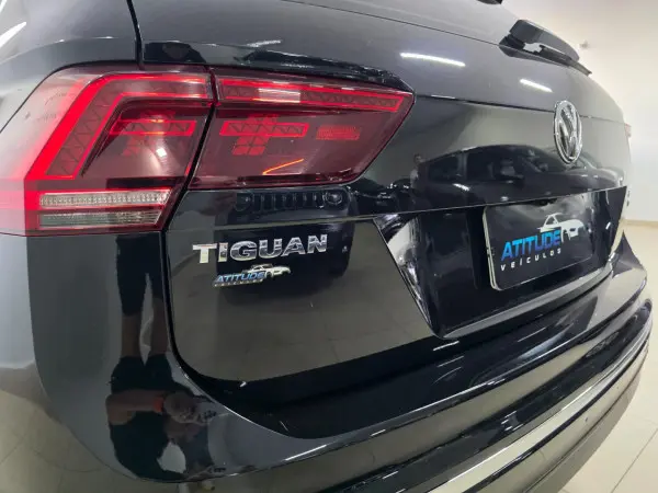 VOLKSWAGEN Tiguan - Foto
