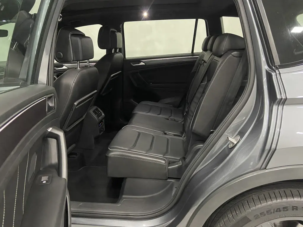VOLKSWAGEN Tiguan - Foto