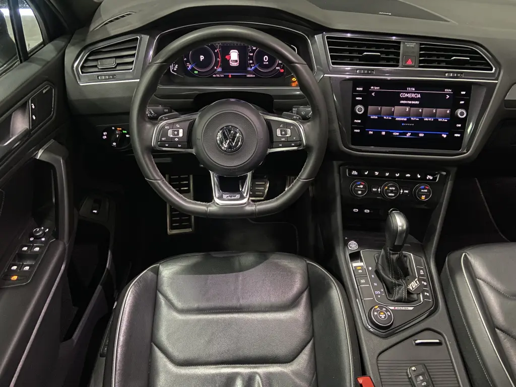 VOLKSWAGEN Tiguan - Foto