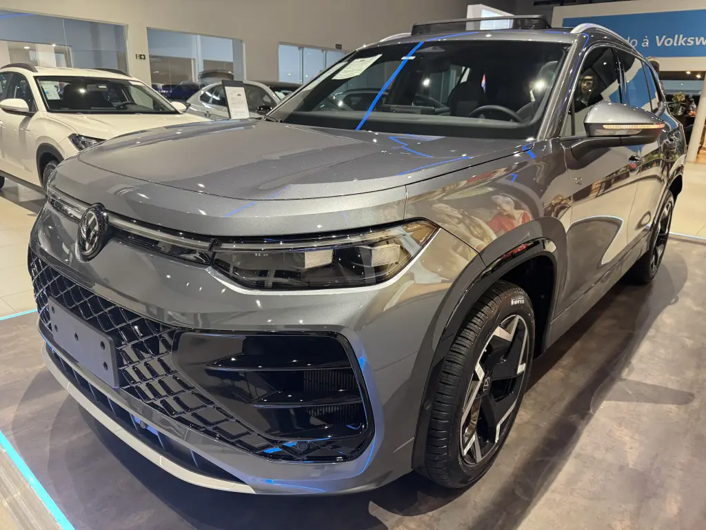 VOLKSWAGEN Tiguan - Foto