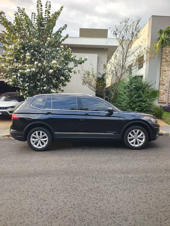 VOLKSWAGEN Tiguan - Foto