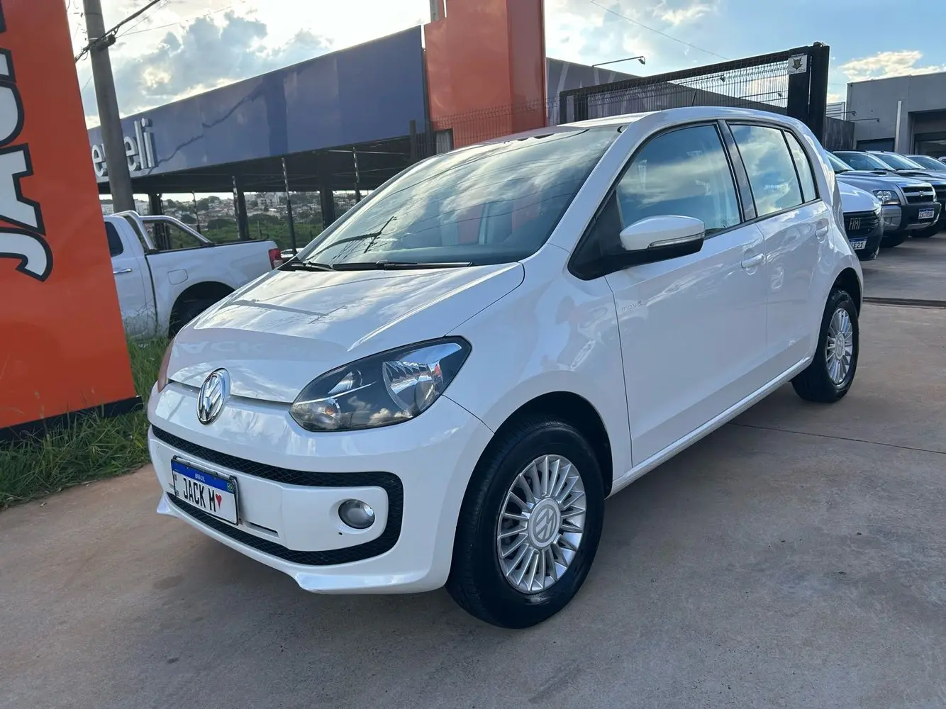 VOLKSWAGEN UP