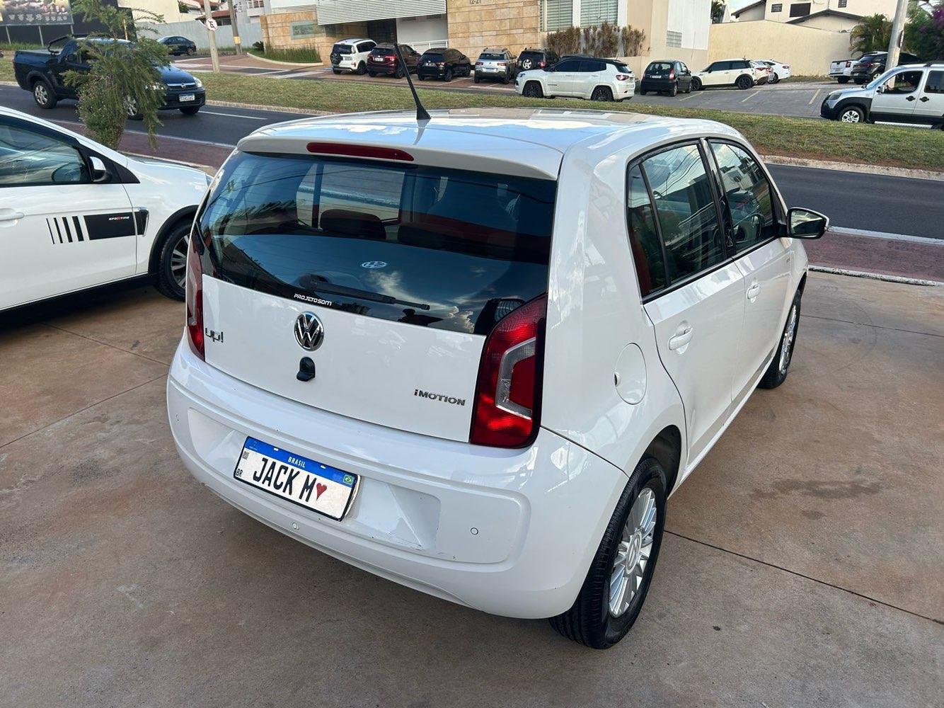 VOLKSWAGEN UP - Foto