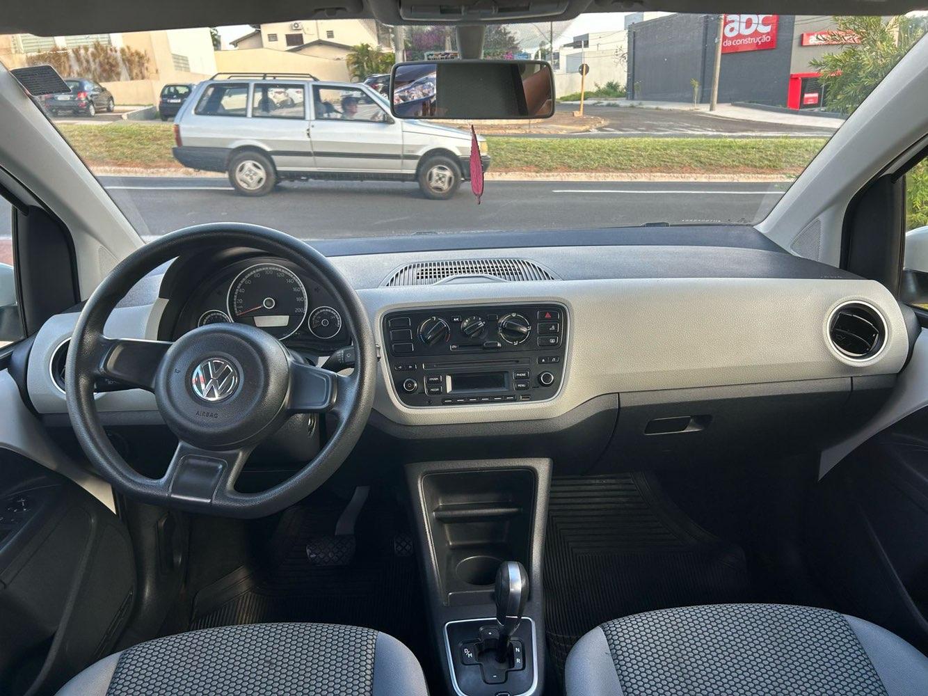 VOLKSWAGEN UP - Foto