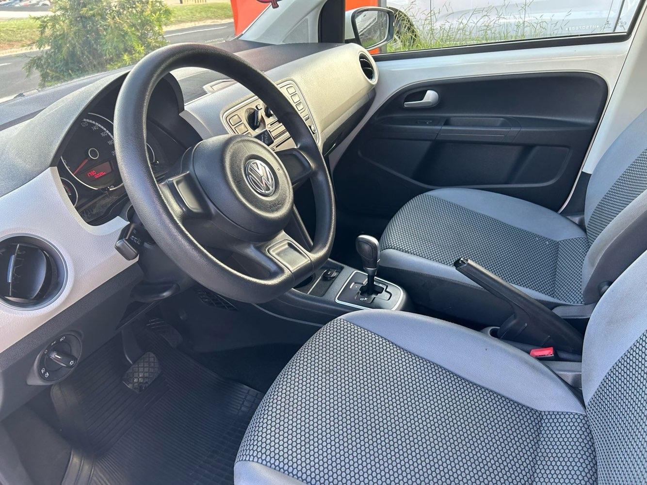 VOLKSWAGEN UP - Foto