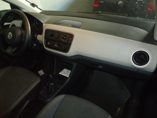 VOLKSWAGEN UP - Foto