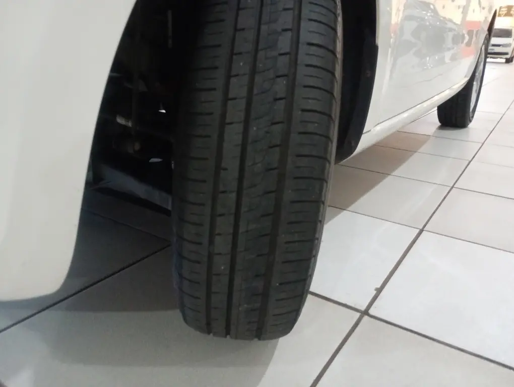 VOLKSWAGEN UP - Foto