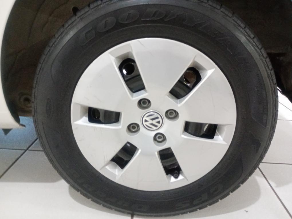 VOLKSWAGEN UP - Foto