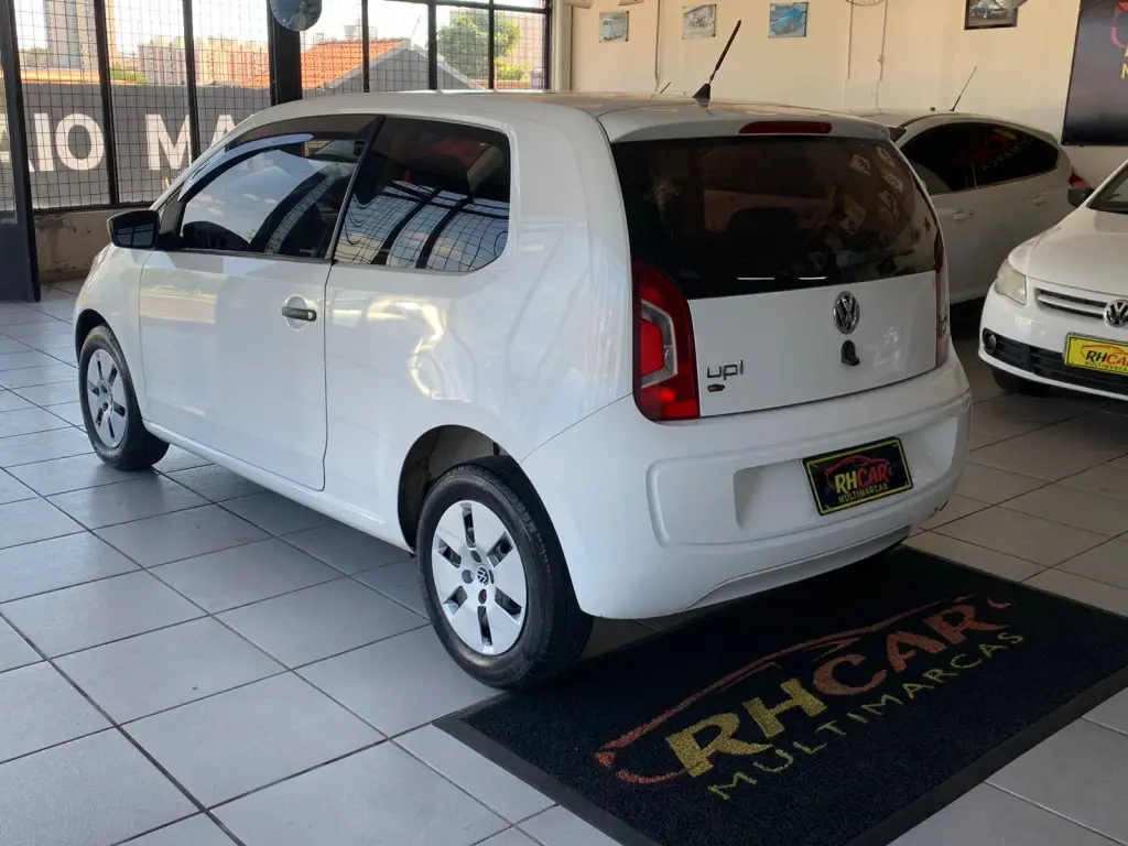 VOLKSWAGEN UP - Foto