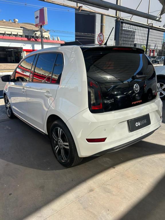 VOLKSWAGEN UP - Foto