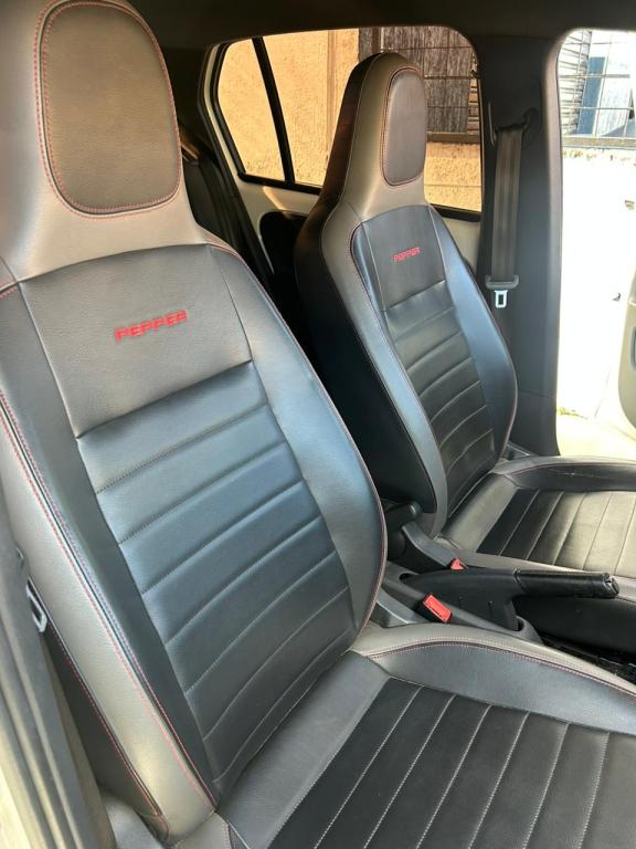 VOLKSWAGEN UP - Foto