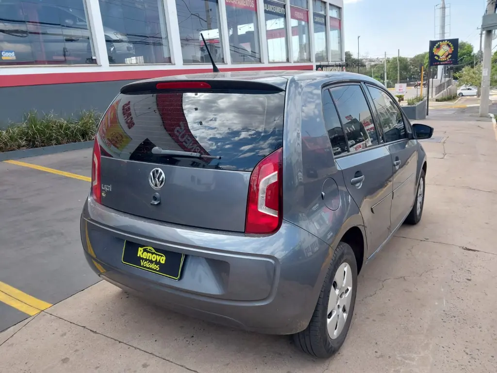 VOLKSWAGEN UP - Foto