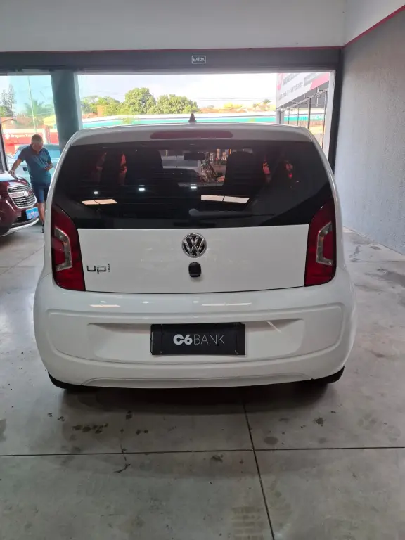 VOLKSWAGEN UP - Foto