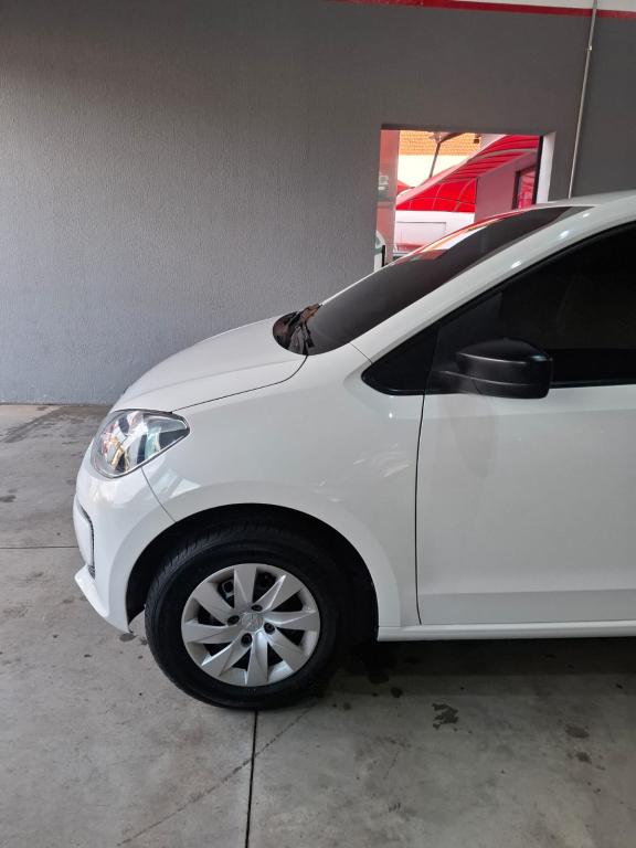 VOLKSWAGEN UP - Foto