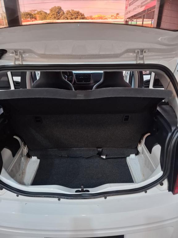 VOLKSWAGEN UP - Foto