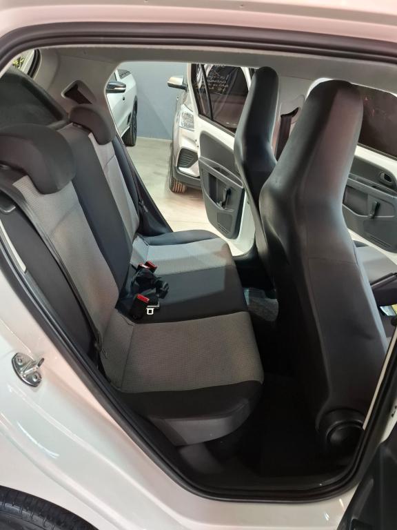 VOLKSWAGEN UP - Foto