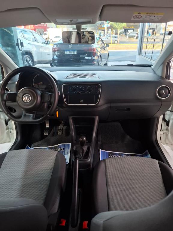 VOLKSWAGEN UP - Foto