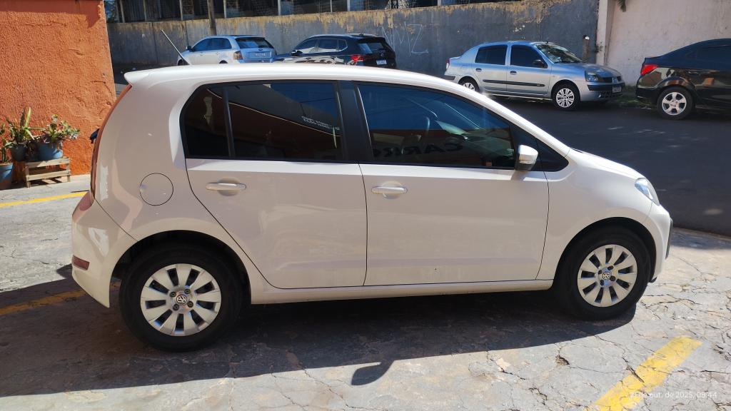 VOLKSWAGEN UP - Foto