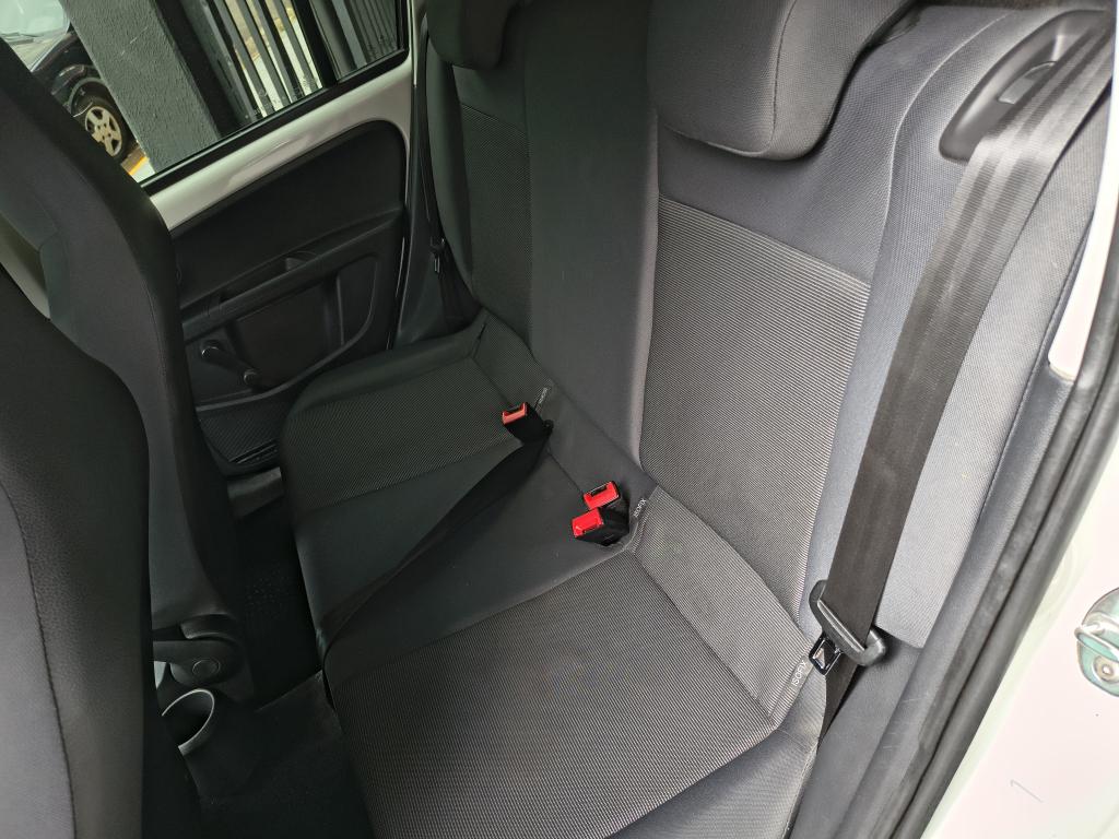 VOLKSWAGEN UP - Foto