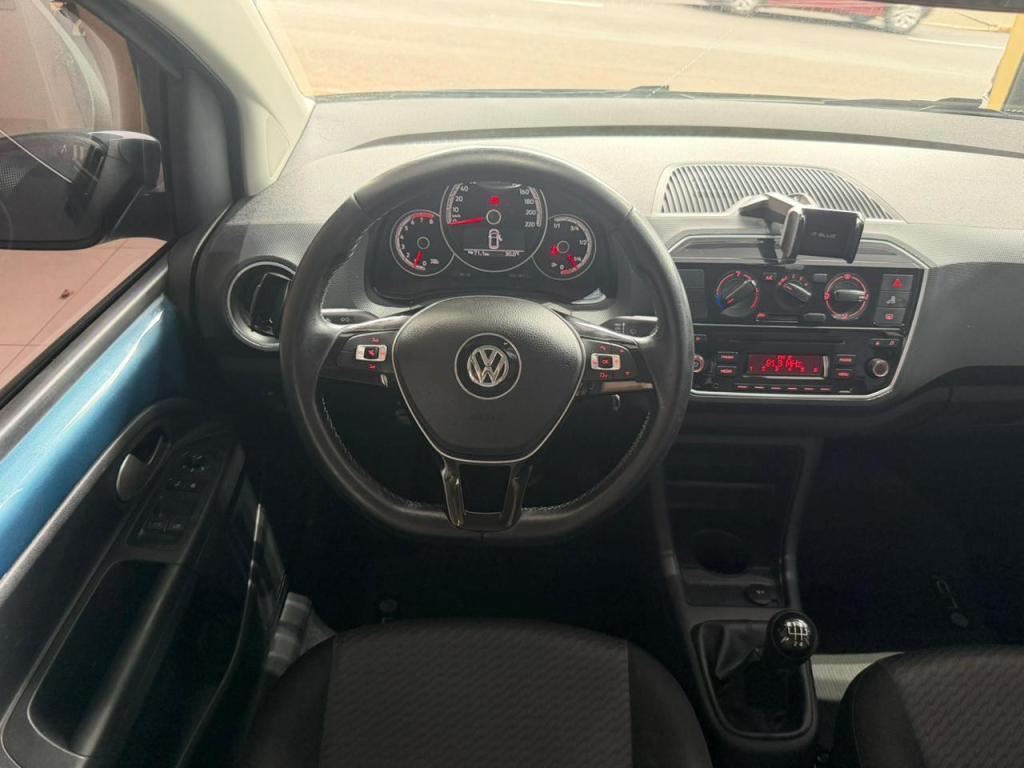 VOLKSWAGEN UP - Foto