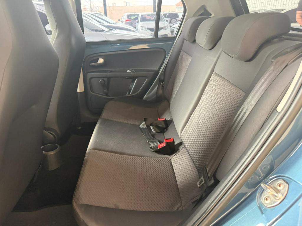 VOLKSWAGEN UP - Foto
