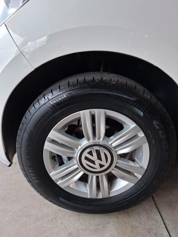 VOLKSWAGEN UP - Foto