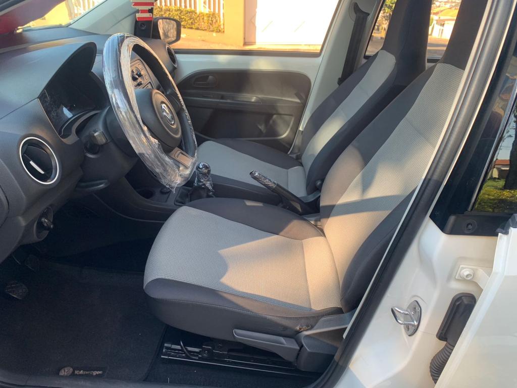 VOLKSWAGEN UP - Foto
