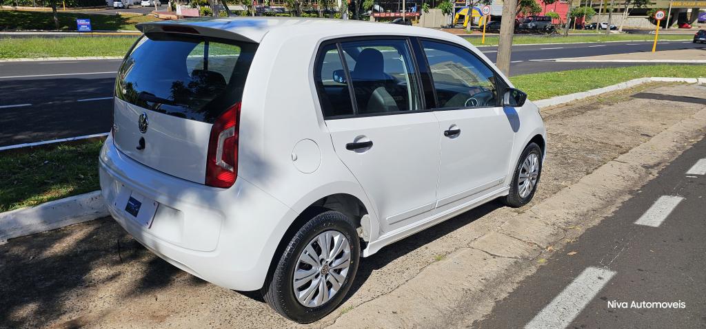 VOLKSWAGEN UP - Foto