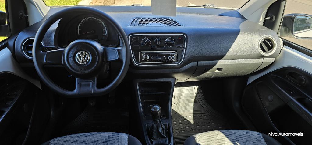 VOLKSWAGEN UP - Foto