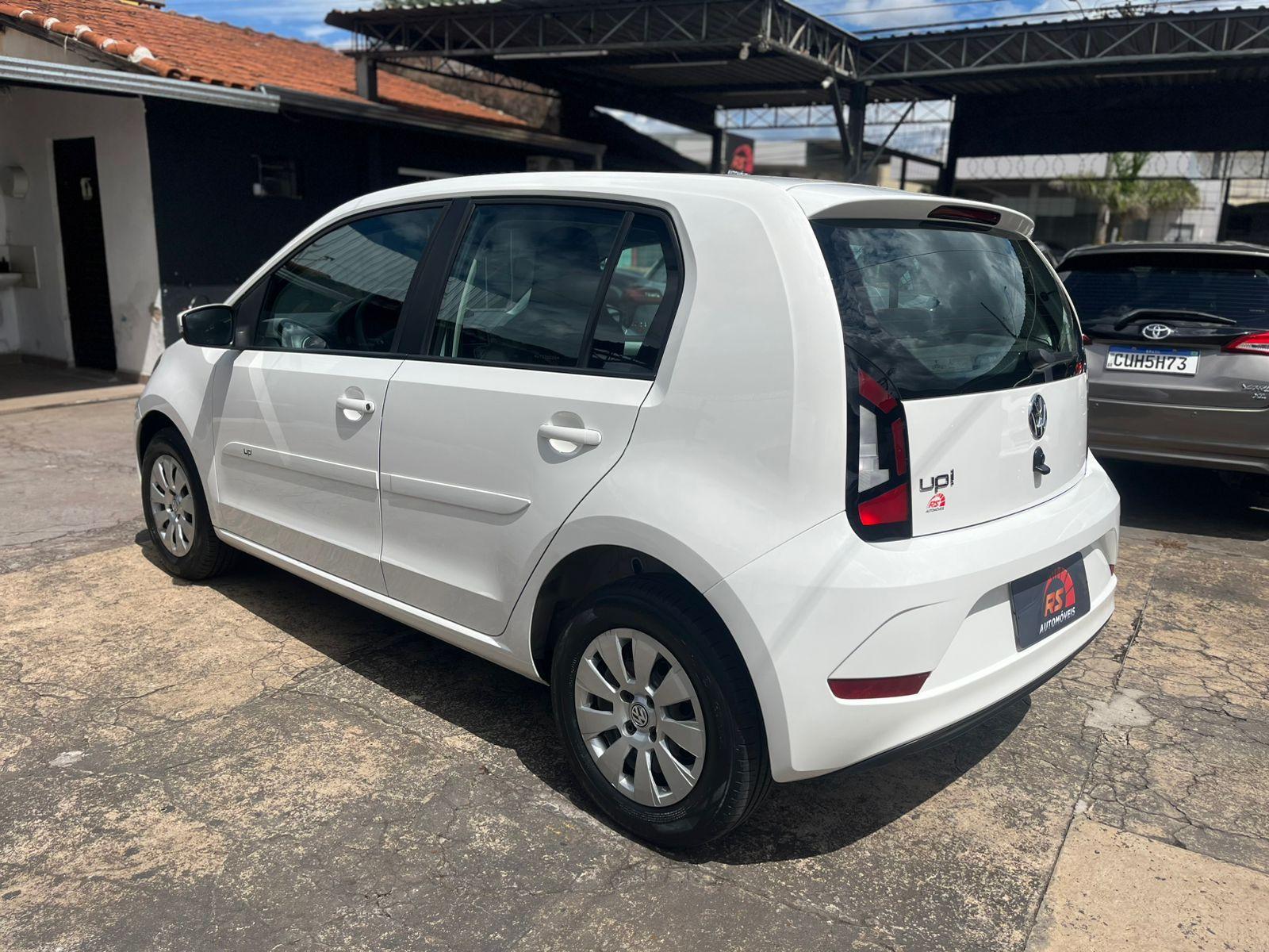 VOLKSWAGEN UP - Foto